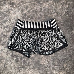 Lulu lemon shorts
